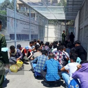 سرهنگ نوری: ۴۵۲ نفر اتباع بیگانه غیرمجاز در زاهدان جمع آوری شد