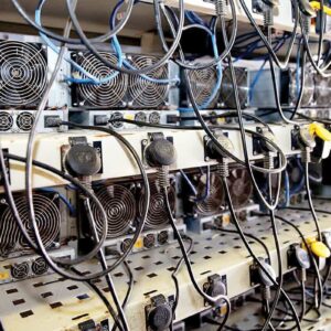 قائمی‌نژاد: استخراج غیرمجاز ارز دیجیتال در اسفراین متوقف شد