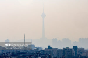 هوای تهران همچنان آلوده و در وضعیت نارنجی است