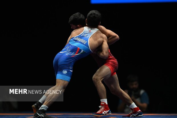چرخه انتخابی کشتی گیران فرنگی را بیانگیزه میکند/ جام تختی دیده نشد