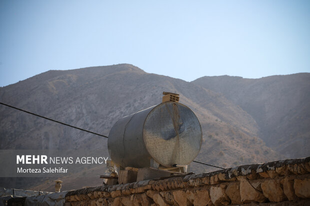 آبرسانی بیش از ۵ میلیون لیتر آب به روستاهای سنقروکلیایی