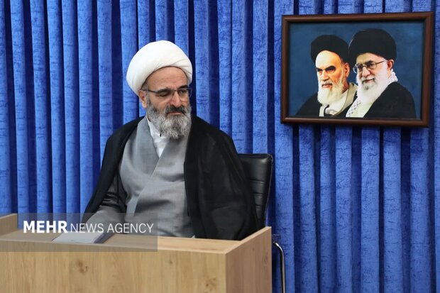 مطیعی: قدرت دفاعی ایران چشم گیر است؛ ضرورت حفظ انسجام ملی 