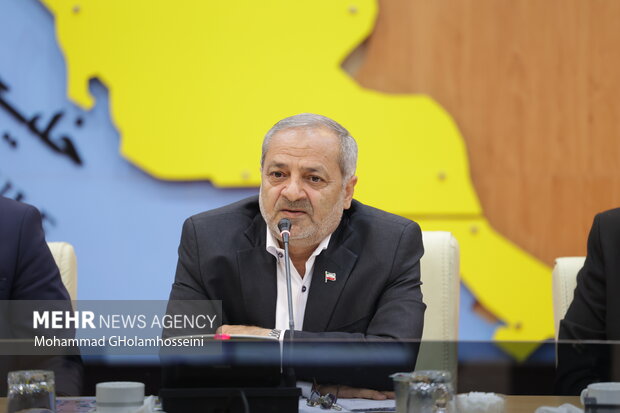 لزوم توسعه شبکه شاد با اولویت دسترسی دانش آموزان عشایری