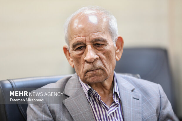 ادبیات داستانی در شیوه روایت، تأثیری فراتر از خاطره‌نگاری دارد