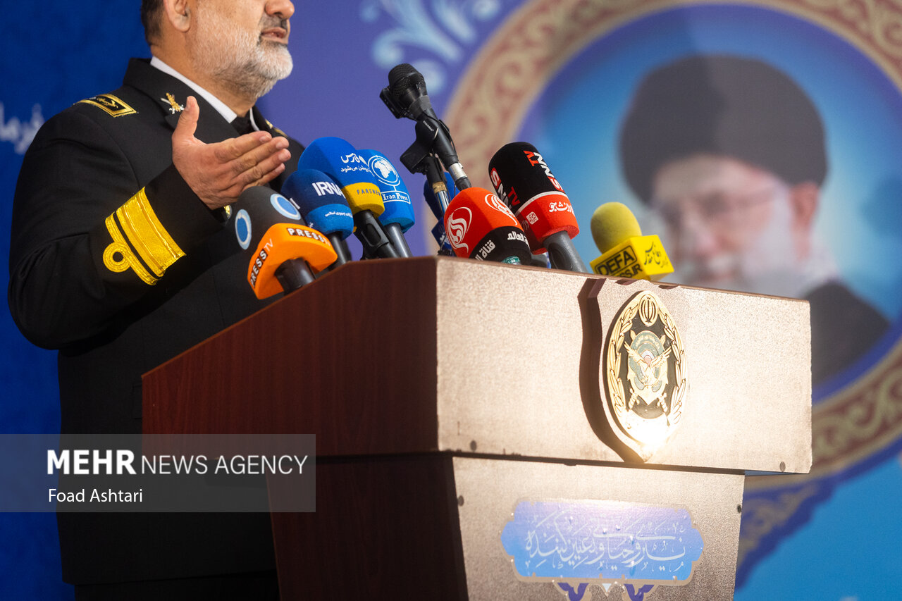 نشست خبری فرمانده نیروی دریایی ارتش