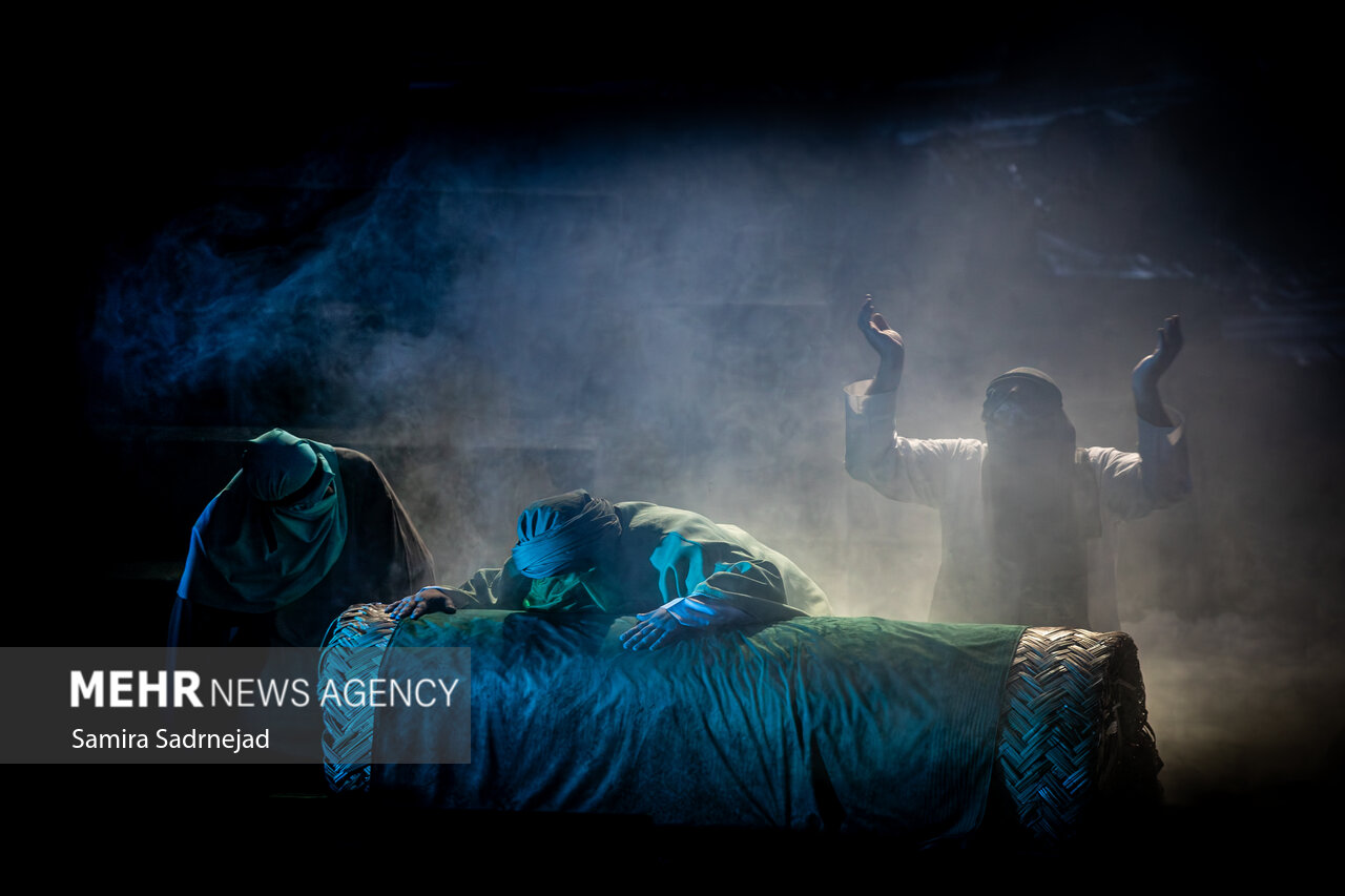 نوا نمایش «هامان»