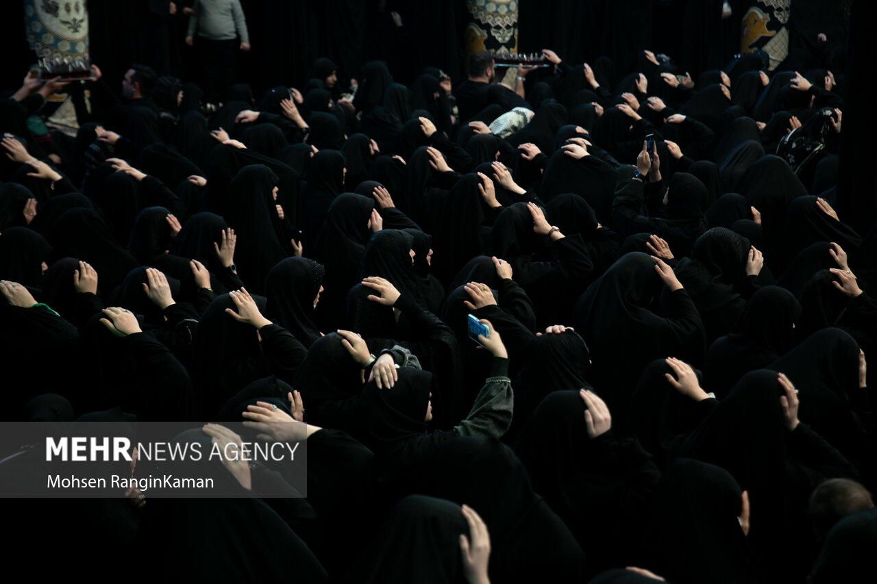 آخرین روز از مراسم عزاداری شهادت حضرت زهرا (س) در حسینیه سادات اخوی