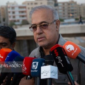 استاندار هرمزگان:تکمیل محور سیریک – میناب سرعت می‌یابد