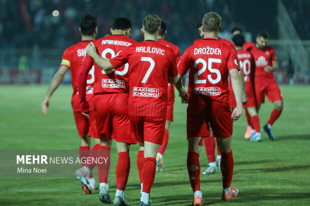 توقف تراکتور مقابل استقلال خوزستان/ فرصت صدرنشینی از دست رفت