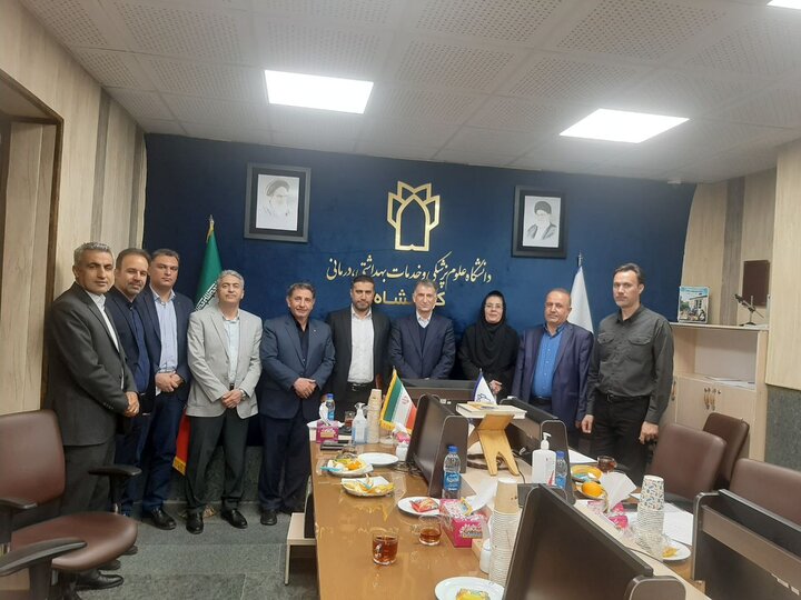 تقدیر رئیس دانشگاه علوم پزشکی کرمانشاه از مرکز برتر تحقیقات سلامت