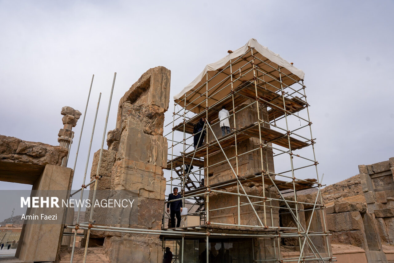 رازهای سنگی بازخوانی میشوند؛ مرمت تختجمشید با فناوری نوین