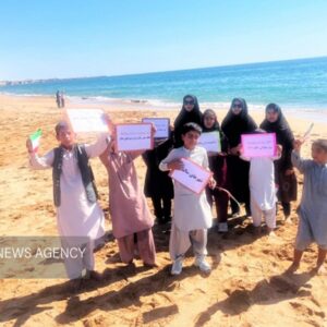 برگزاری مسابقه «بازی با خاک» در روستای رمین