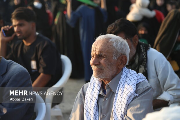 تشییع و تدفین پیکر شهید گمنام هشت سال دفاع مقدس در هشتبندی