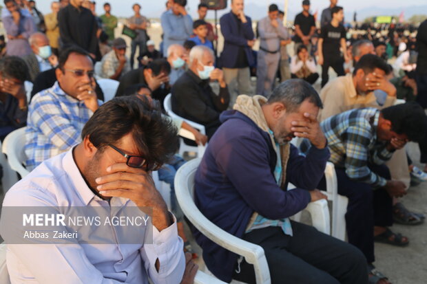 تشییع و تدفین پیکر شهید گمنام هشت سال دفاع مقدس در هشتبندی