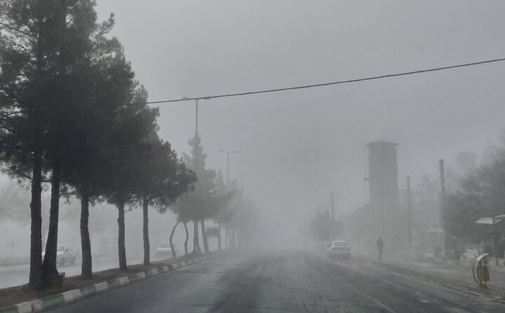 شهرکرد غرق در مه