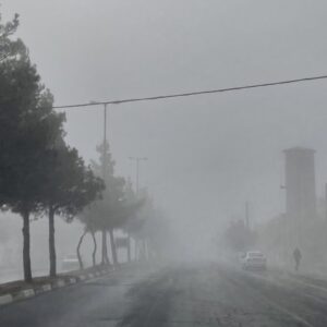 شهرکرد غرق در مه