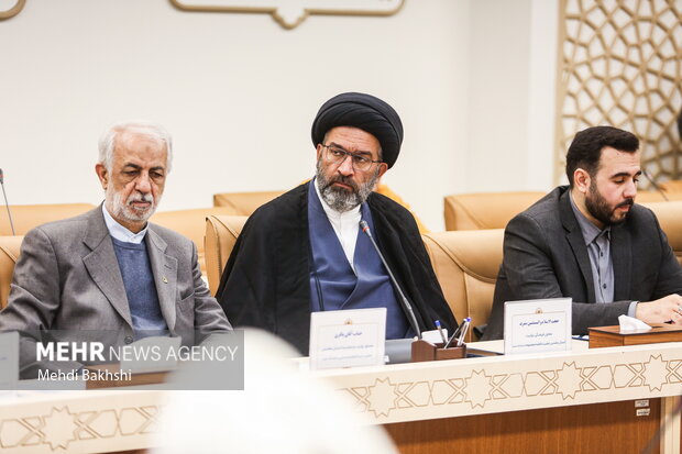 هشتمین اجلاسیه تولیت های اعتباب مقدس ایران اسلامی