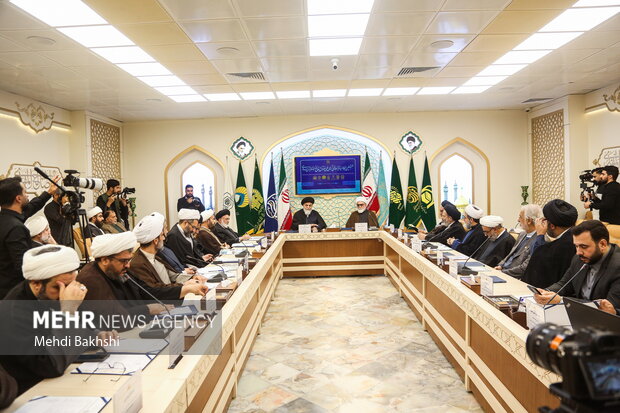 هشتمین اجلاسیه تولیت های اعتباب مقدس ایران اسلامی