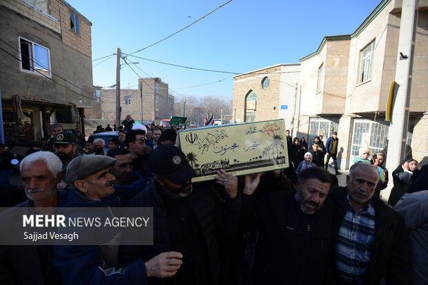 تشییع شهید گمنام در همدان