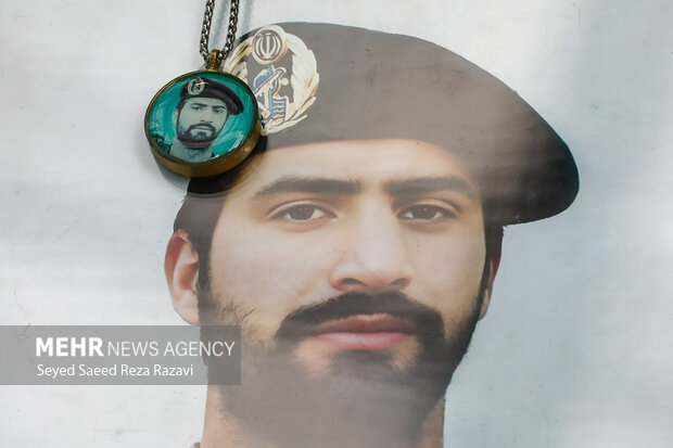 مراسم رونمایی از کتاب «حواسم هست»