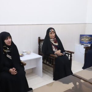 معاون رئیس‌جمهور با بانوی مجتهده قمی دیدار کرد