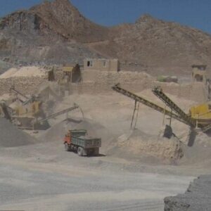 ظرفیت بی نظیر معدنی در اردستان؛ چالش آب و سوخت در برابر رونق معادن