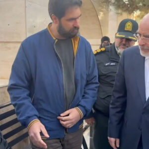 دیدار وزیر ورزش و جوانان با پدر شهید حسن قالیباف