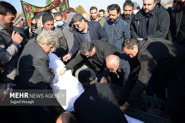 بدرقه و خاکسپاری استاد میرهاشم میری در همدان