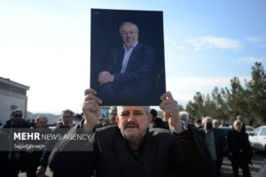 کریم پور: استاد «میری» از ستون‌های ادبیات متعهد همدان و کشور بود