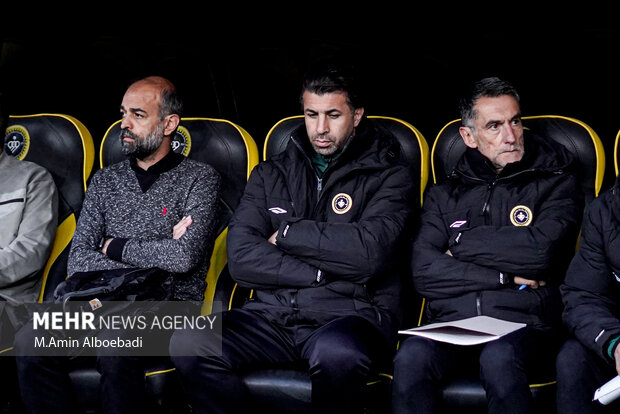 لیگ برتر فوتبال ؛ سپاهان و فجر سپاسی