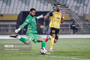 سپاهان با خیال راحت در صدر ماند؛ کسی جلودار شاگردان محرم نیست