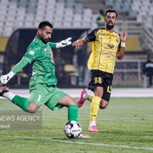 سپاهان با خیال راحت در صدر ماند؛ کسی جلودار شاگردان محرم نیست