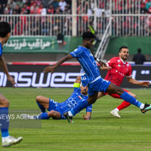 مربیان استقلال و پرسپولیس تحت تاثیر باشگاه هستند/ این بازی ارزش نداشت!