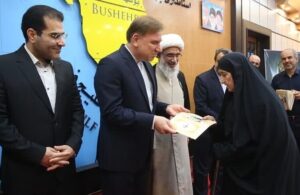 مراسم تکریم ۱۰۰ مادر شهید  در بوشهر برگزار شد