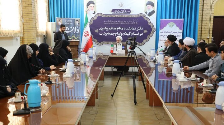 آیت‌الله فلاحتی: دانشگاه باید همزمان محل علم و جریان آرمان‌گرایی باشد