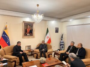 عزیزی: آمریکا به دنبال مقابله با ملت‌های آزاده و مبارز است