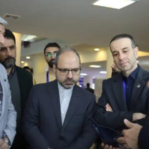 رویداد صدرا؛ جایی که صنعت مسأله می‌دهد و دانشگاه آزاد پاسخ می‌هد