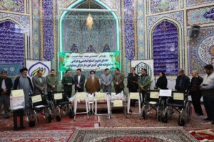 روایت مهربانی در نطنز؛ ۹ وسیله توانبخشی به یاد ۹ شهید اهدا شد