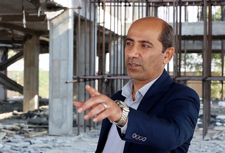 مقاتلی: پروژه‌های آموزشی خورموج پیشرفت مناسبی ندارد