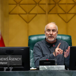 قالیباف: بودجه نیروهای مسلح کاهش نیافته است