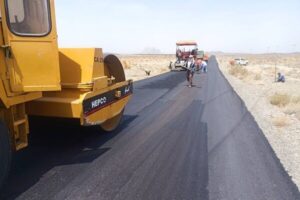 شکری: ۲۰۰ کیلومتر از راه های آذربایجان غربی روکش آسفالت شدند