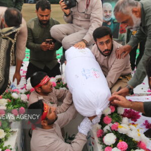 تدفین شهید گمنام در پارسیان