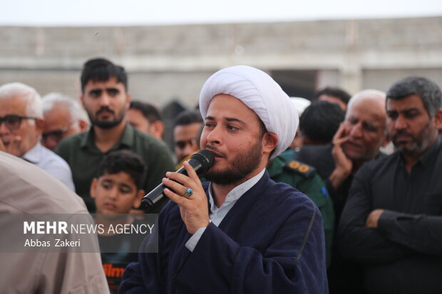 تدفین شهید گمنام درپارسیان