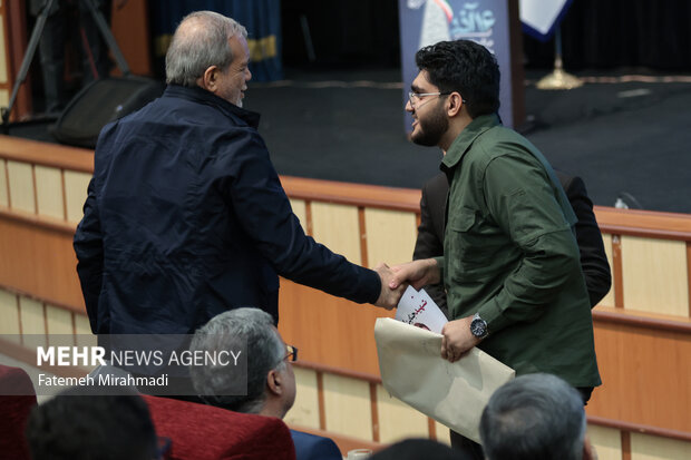 مراسم گرامیداشت روز دانشجو با حضور رئیس جمهور