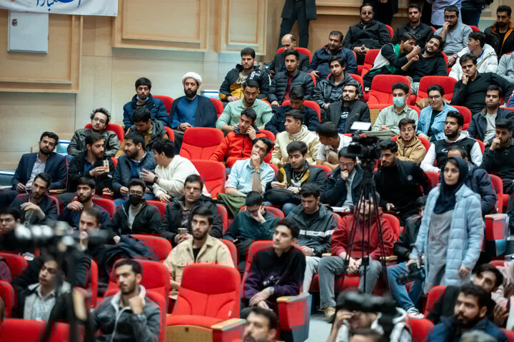 استاندار: دانشجویان پیشگامان تغییرات اجتماعی و فرهنگی جامعه هستند