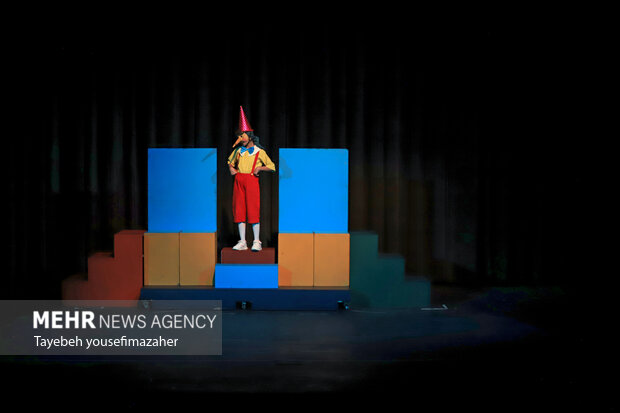 اجرای نمایش «پینوکیو» در جشنواره بین‌المللی تئاتر کودک‌ و نوجوان همدان