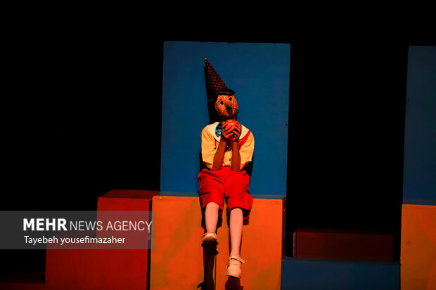 اجرای نمایش «پینوکیو» در جشنواره بین‌المللی تئاتر کودک‌ و نوجوان همدان