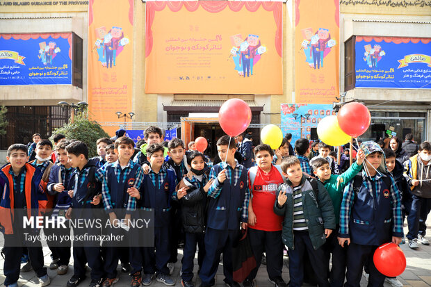 اجرای نمایش «پینوکیو» در جشنواره بین‌المللی تئاتر کودک‌ و نوجوان همدان