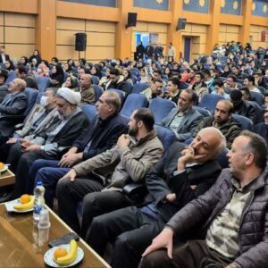 امرایی: قیام ۱۶ آذر فضای خفقان پس از کودتا را شکست