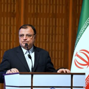 استاندار گلستان: دستگاه‌های اجرایی از دانشگاه‌ها عقب مانده‌اند